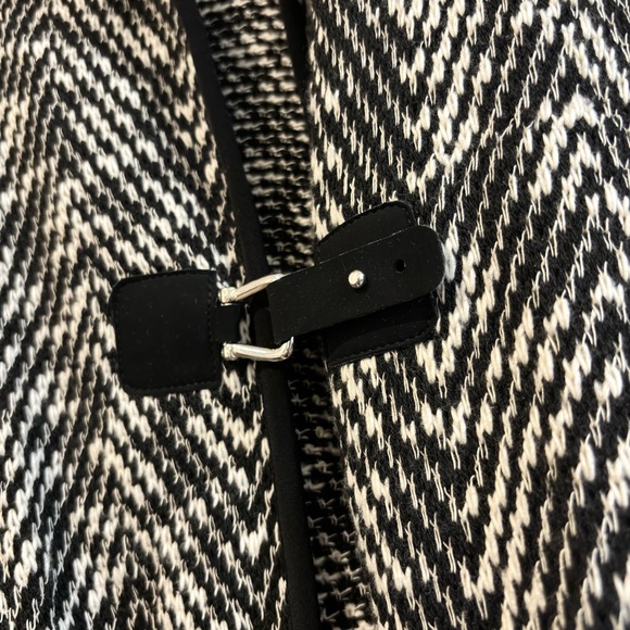 COPY - Joseph Ribkoff Blazer - Picture 2 of 5